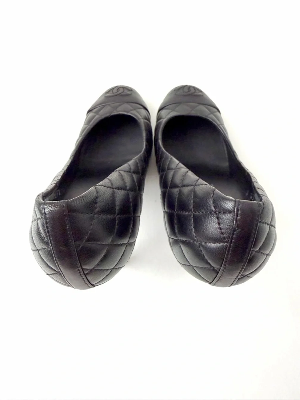 CHANEL | Black Quilted CC Cap Toe Leather High Heel Pumps EU 37.5